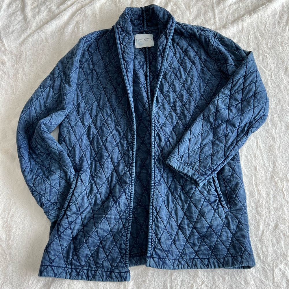Blue quilted jacket/cardigan